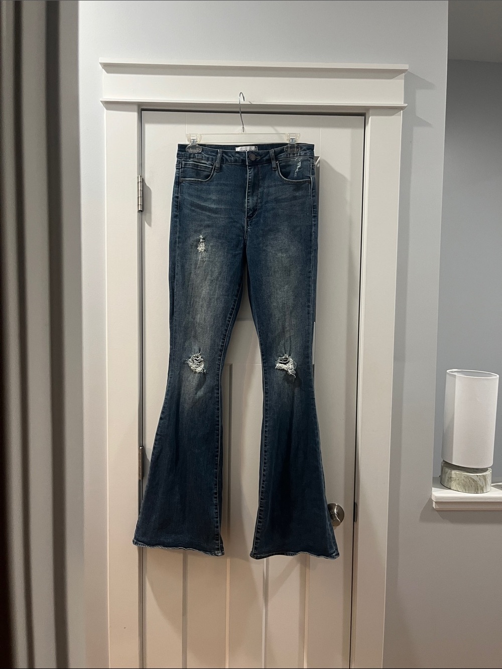 articles of society distressed denim jeans flare size 28